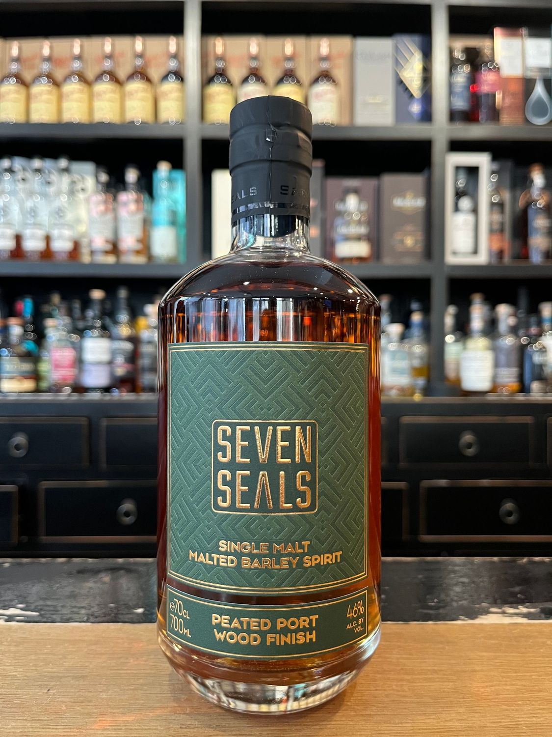 Seven Seals Peated Port Wood Finish mit 0,7L und 46% Seven Seals Peated Port Wood Finish mit 0,7L und 46%
