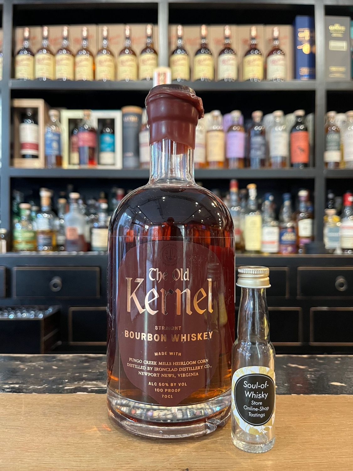 Ironclad The Old Kernel Bourbon mit 2cl und 50% Ironclad The Old Kernel Bourbon mit 2cl und 50%