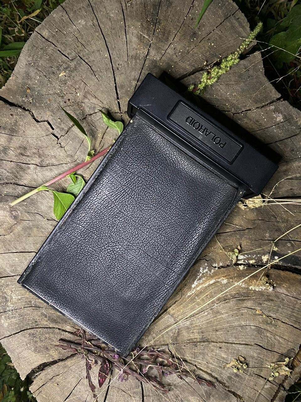 Polaroid 550 film holder