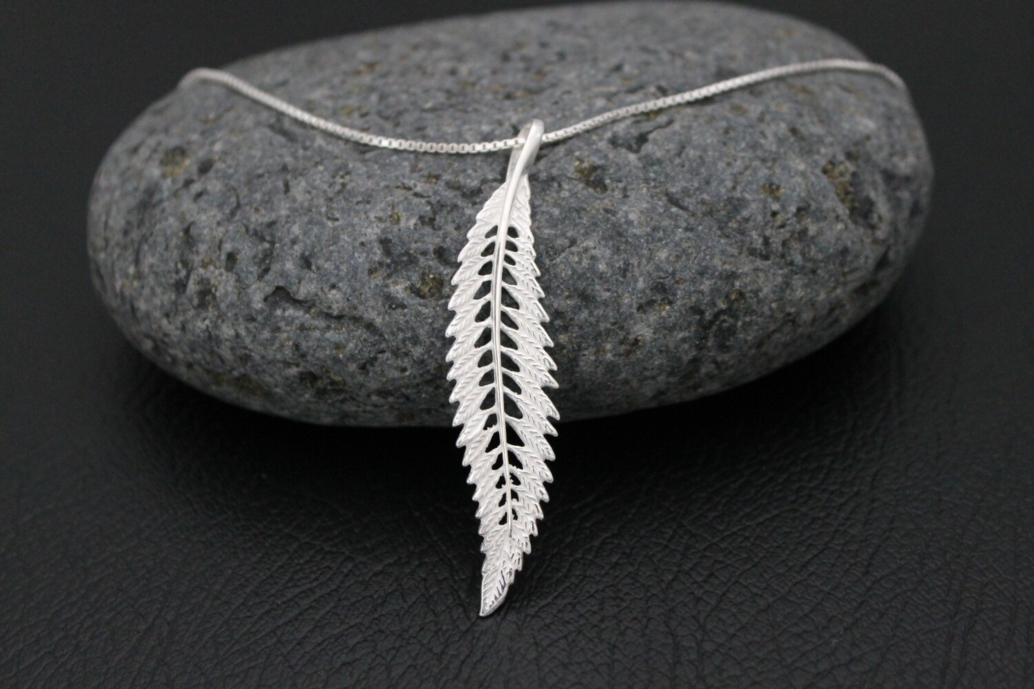 Necklace - Leaf