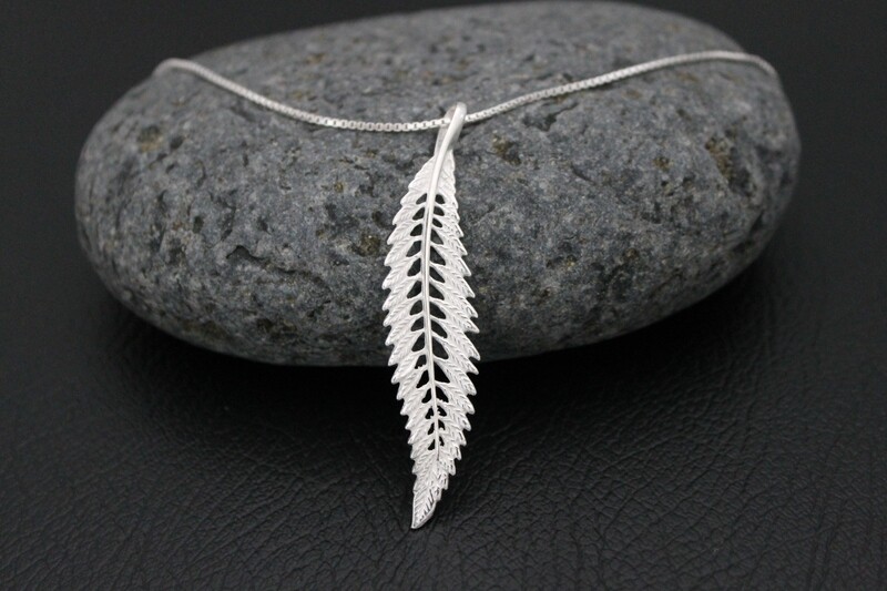 Necklace - Leaf