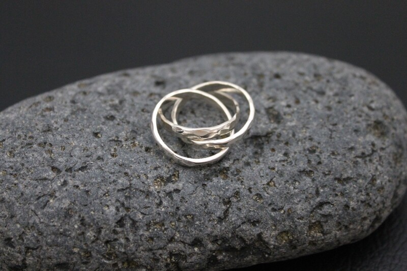 Ring - Hammered Interlocking