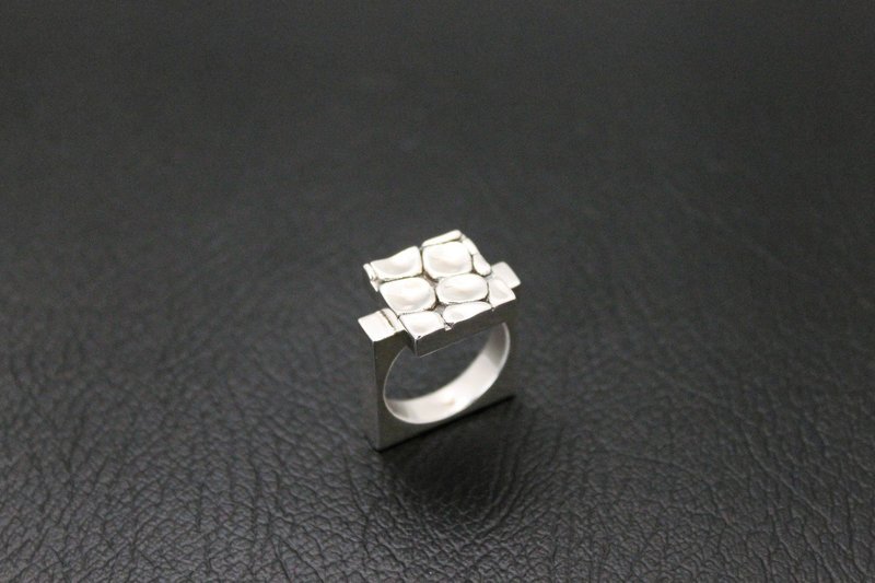 Ring - Simply Silver