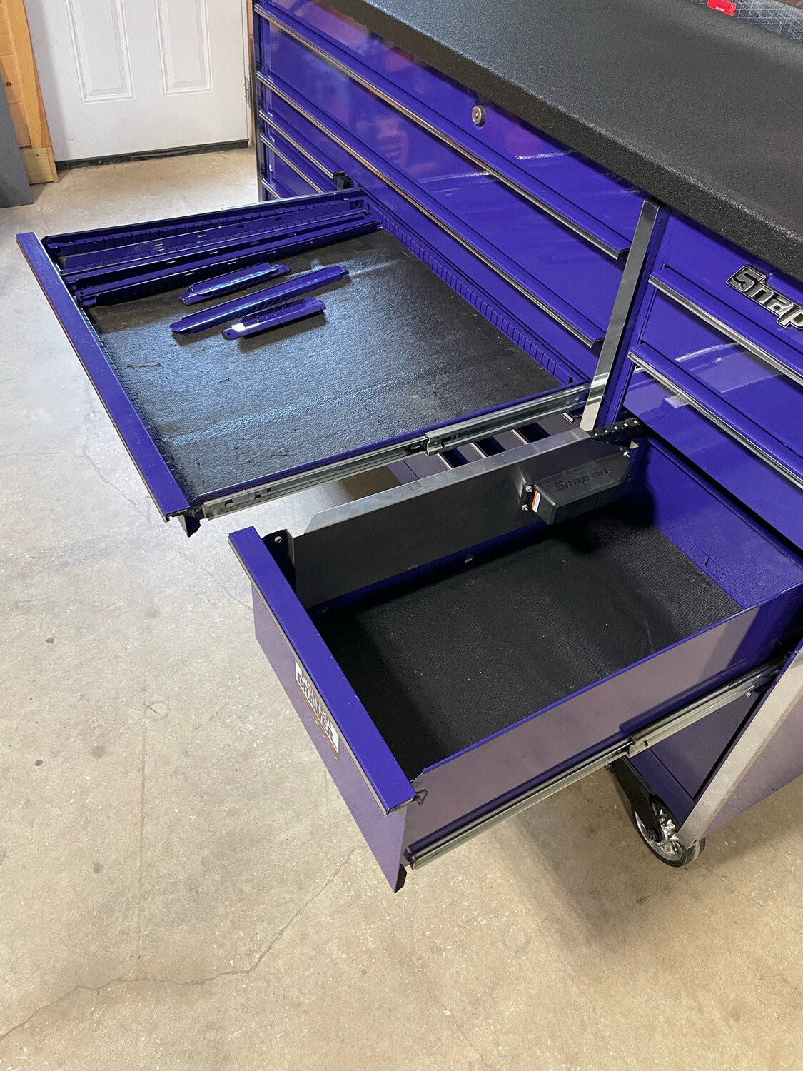 Snap On Triple Bay KMP Tool Box, Power Drawer, Rhino Top