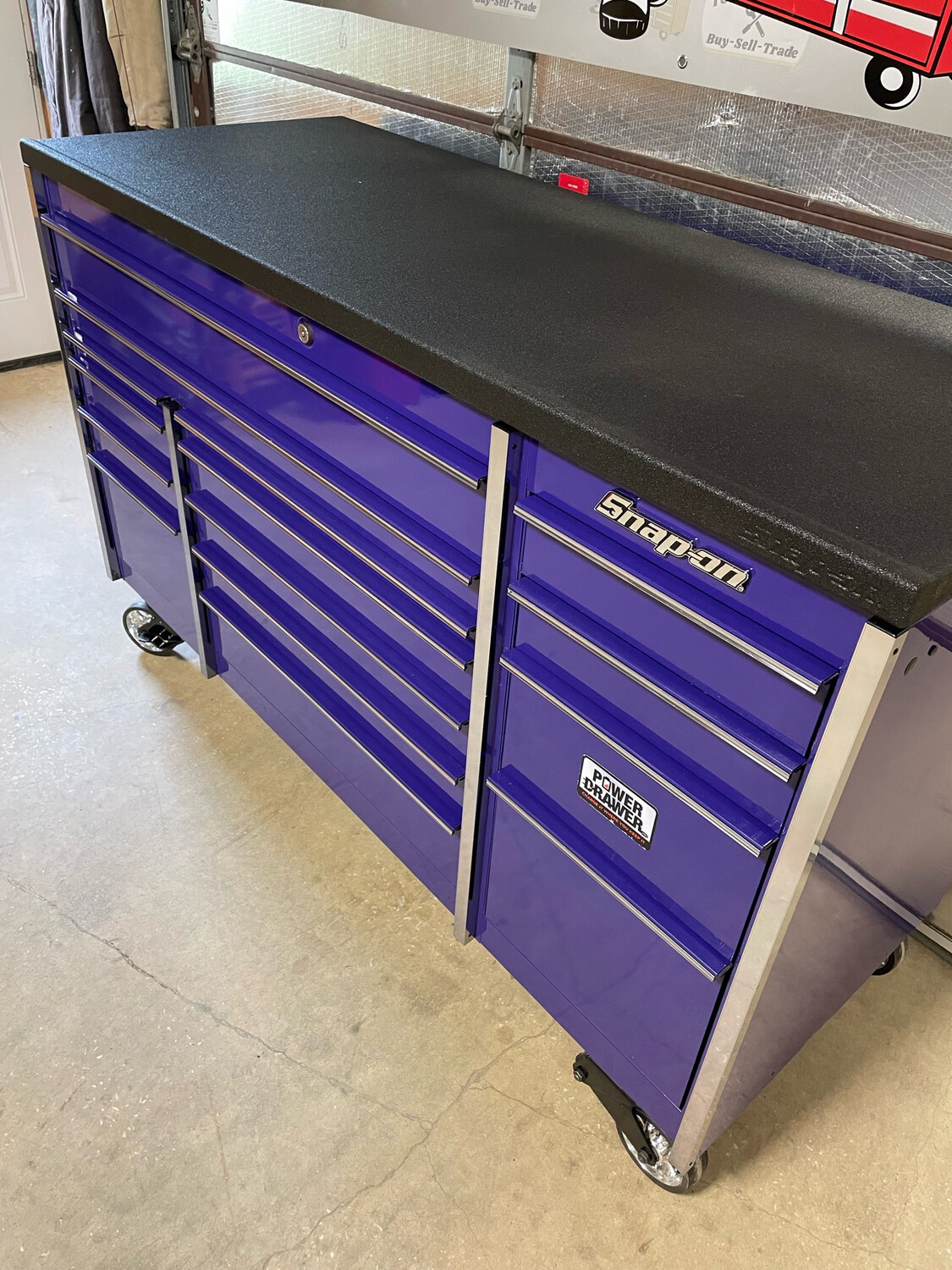 Snap on KRL1023 in Black with purple trim with rhino edge worktop. Box is  in amazing condition at about a year old and priced at $5500, check out  the