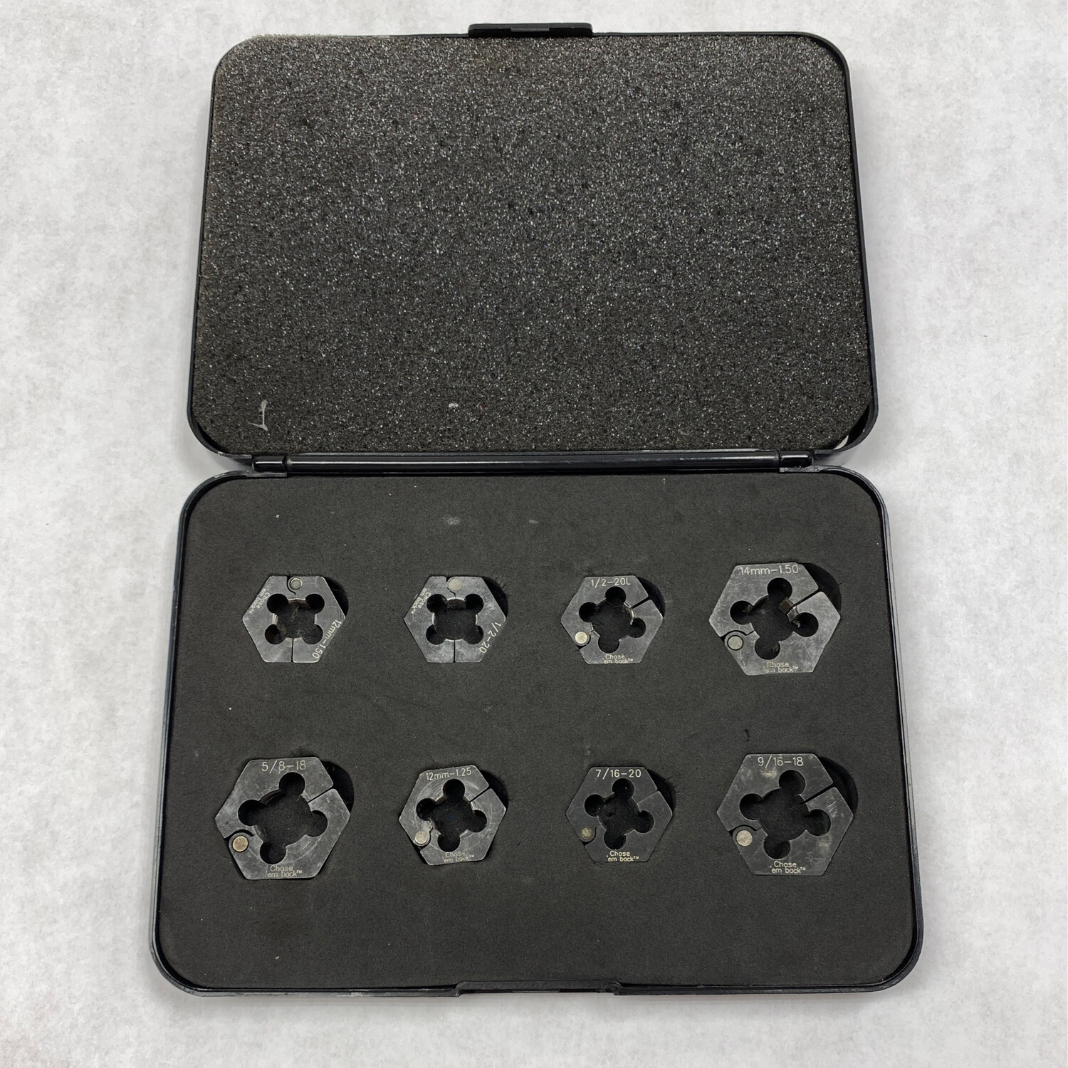 SavAStud Plus Reusable WrapAround Wheel Stud Thread Chaser Set