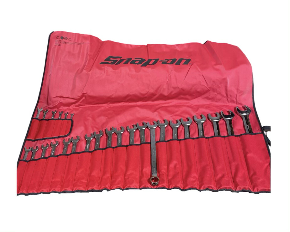 Snap On 26 Pc. 12-Point Metric Flank Drive Combination Wrench Set, (8-30, 32, 34, 36mm) OEXM725KB