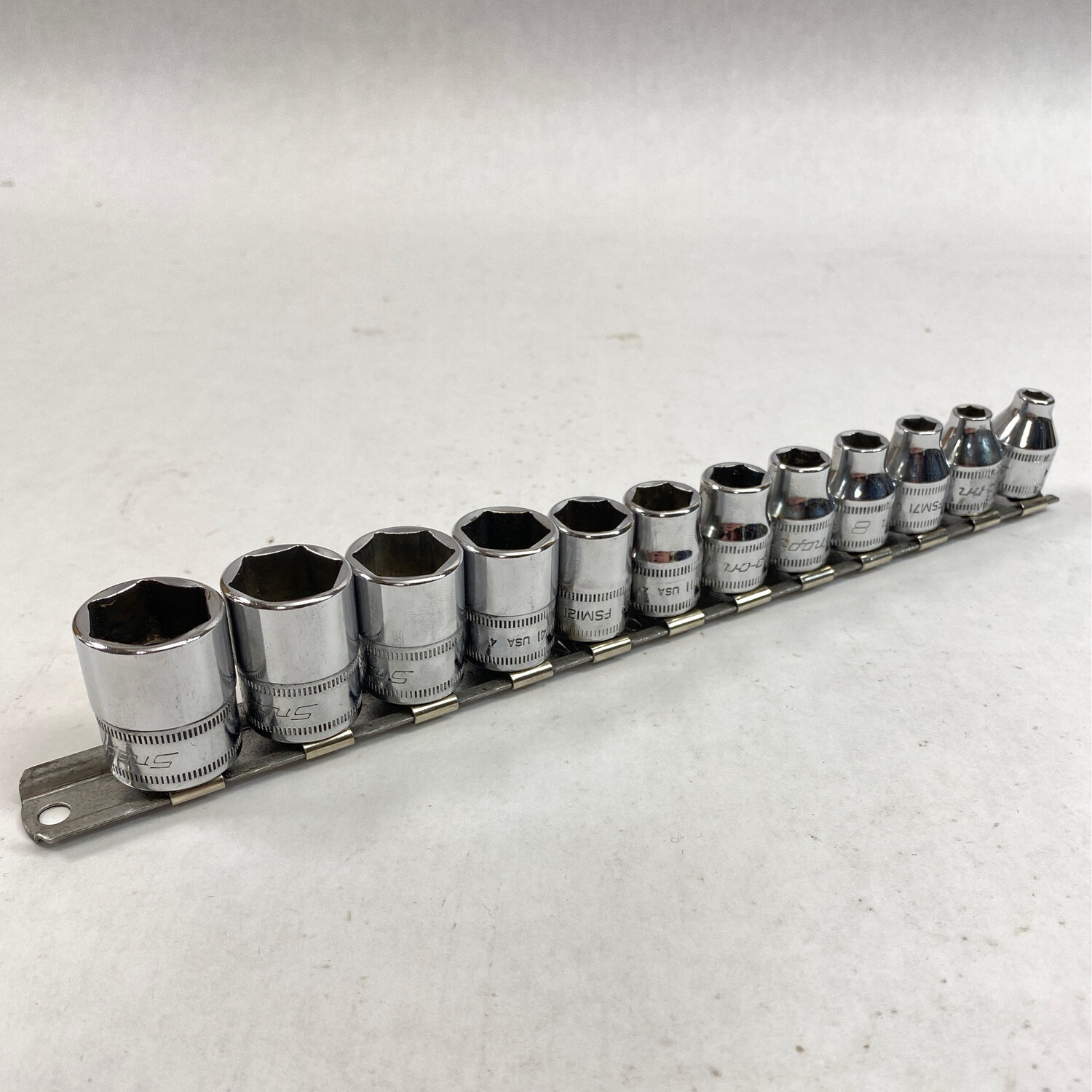 Snap On 12 Pc. 3/8” Drive 12 Point Metric Flank Drive Shallow Socket Set (5.5-17mm)