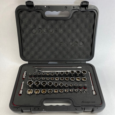 Snap On 51 Pc. 3/8” Drive 6-Point Metric/SAE General Service Set, SS203507