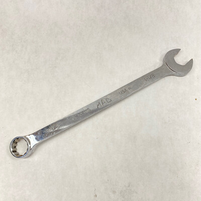 Mac Tools Knuckle Saver Combination Wrench 1 1/8”, CB362KS
