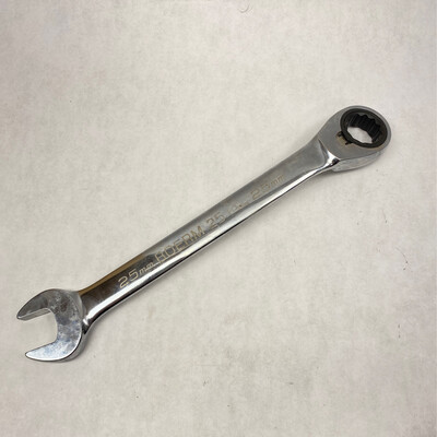 Blue Point 12pt. Metric 15° Offset Ratcheting Combination Wrench, BOERM25