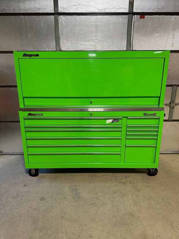 Snap On Classic Triple Bay with Hutch, KRA2432PJJ1