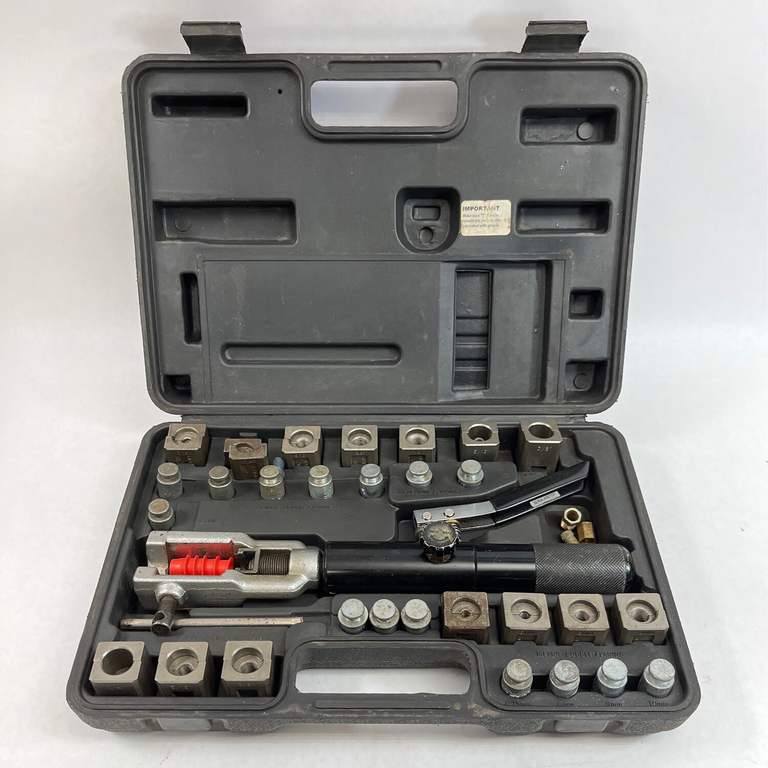 Matco Tools Universal Hydraulic Flaring Kit, AC71475 Shop Tool Swapper
