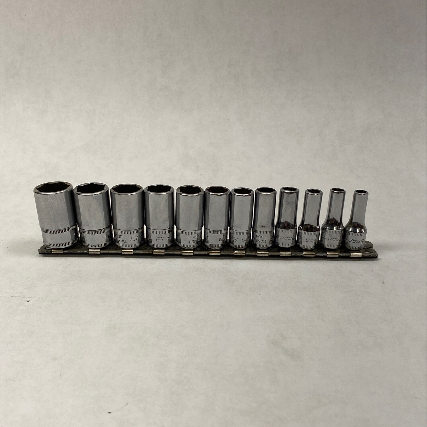 thumbnail image 2 of Snap-on 14-Piece 1/4" Drive Metric Semi-Deep Socket Set – 6 Point – 4mm To 15mm 2 of 6