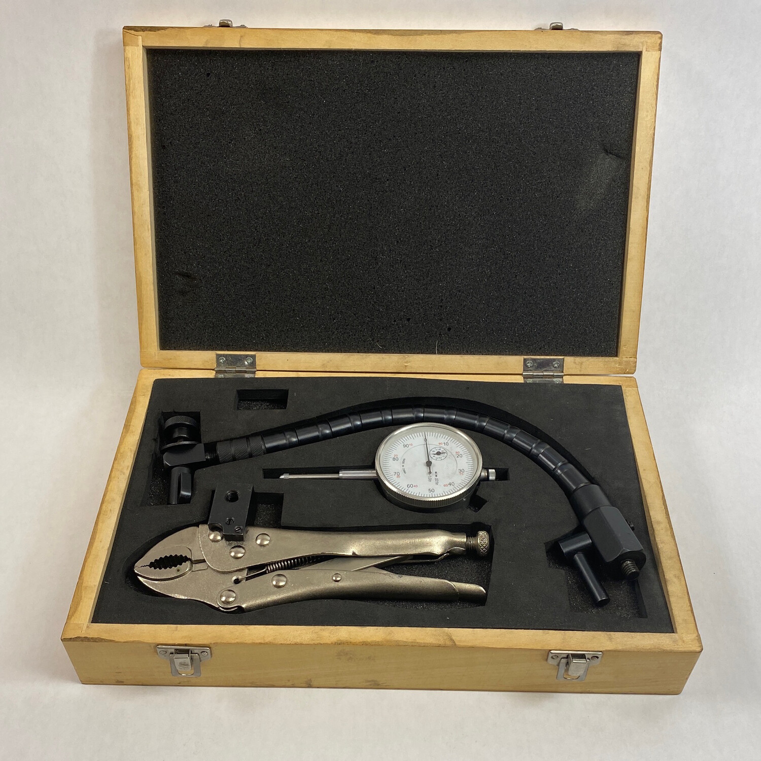 CenTech Dial Indicator W/ Flex Stand & Clamp Shop Tool Swapper