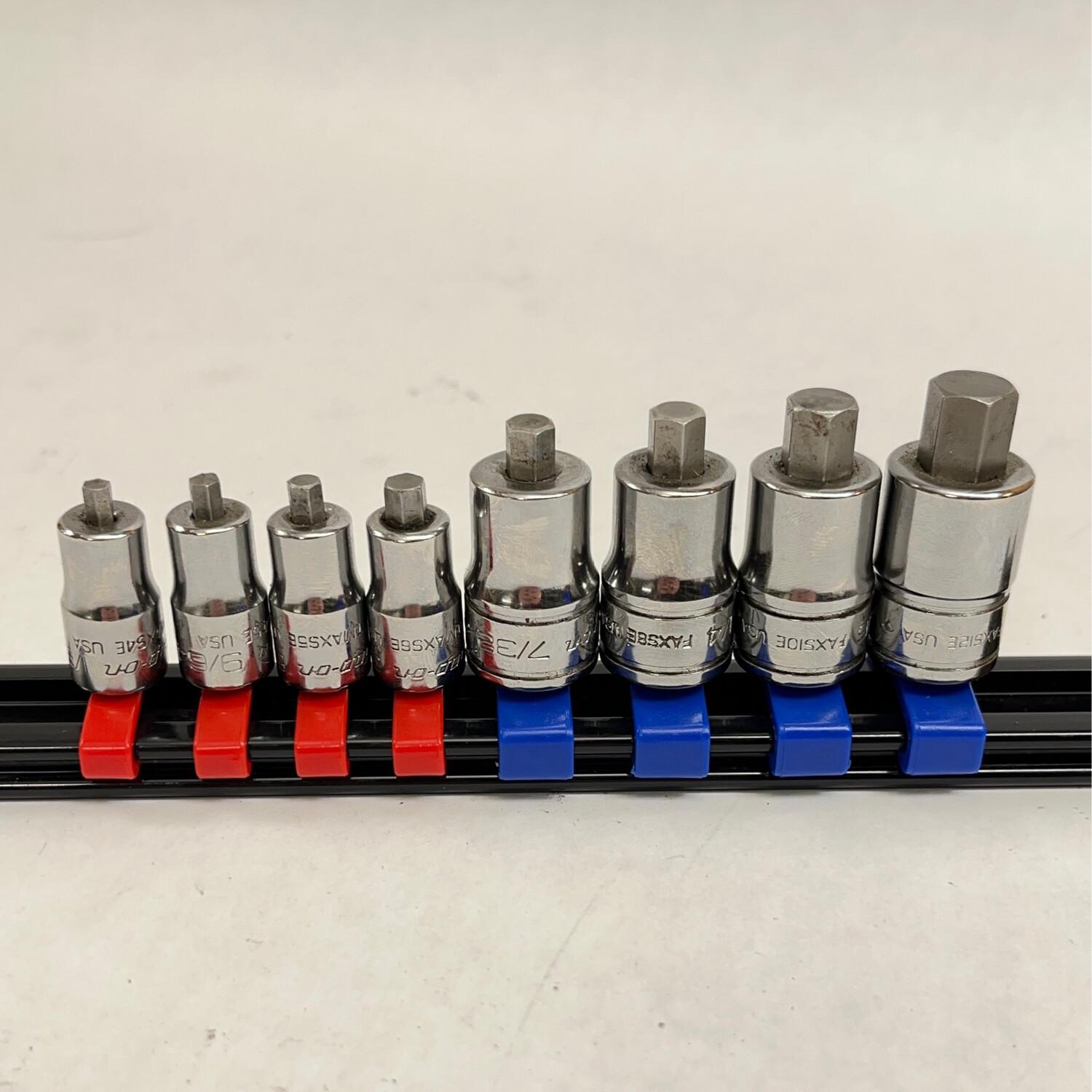 Snap On 8 Pc. Combination Drive SAE Hex Bit Stubby Socket Driver Set (1