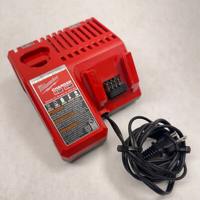 Milwaukee M12 & M18 Charger