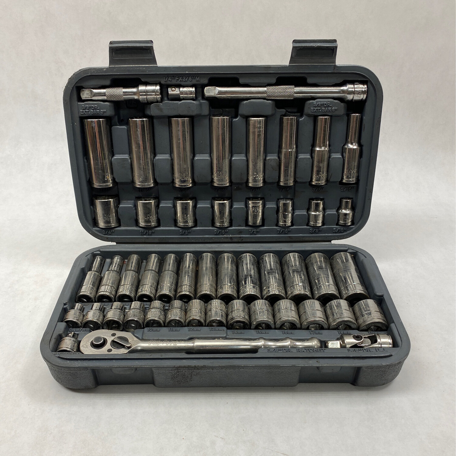 thumbnail image 2 of Blue Point 3/8" Drive SAE Socket Set – Deep & Shallow (6 & 12 Point) Used – TJ6 2 of 6