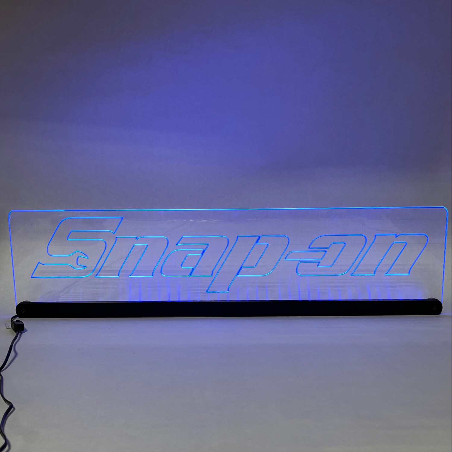Snap-on LEDミラーサイン - メルカリ
