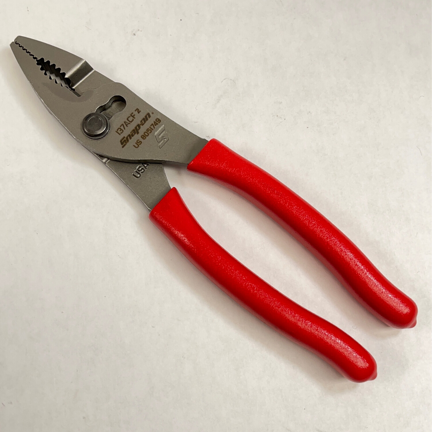 Snap On 8" HeavyDuty Talon Grip Combination Slip Joint Pliers, 137ACF