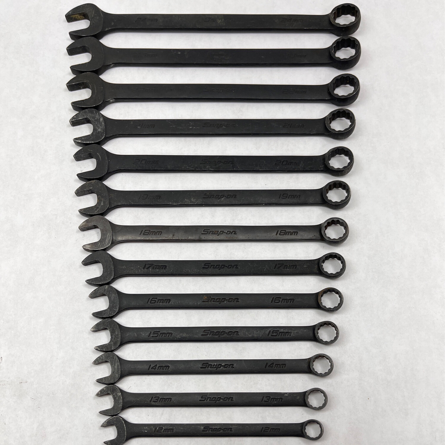 Snap On 15 Pc. 12Point Metric Flank Drive Combination Wrench Set (10