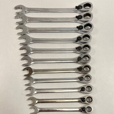 Blue Point 11 Pc. 12-Point Metric 15° Offset Ratcheting Combination Wrench Set (9-19 mm) BOERM712