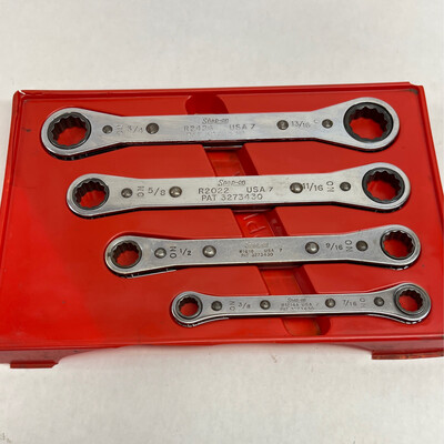 Snap On 4 Pc. 12-Point SAE 0° Offset Ratcheting Box Wrench Set, RB604C