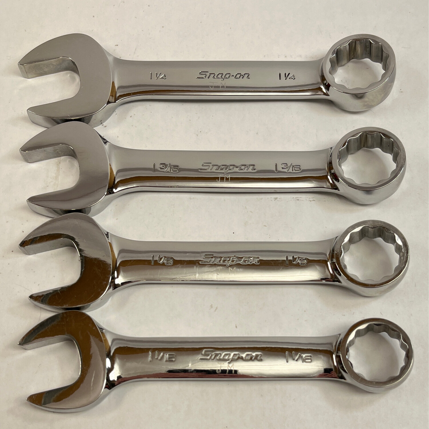 Snap On 4 Pc. 12-Point SAE Flank Drive Short Combination Wrench Set (1-1/16” To 1-1/4”)