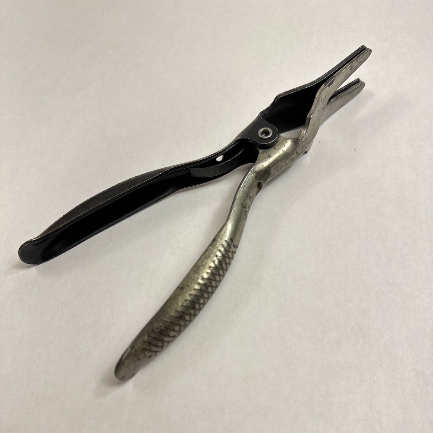 Lisle Hose Removal Pliers, 47900 - Shop - Tool Swapper