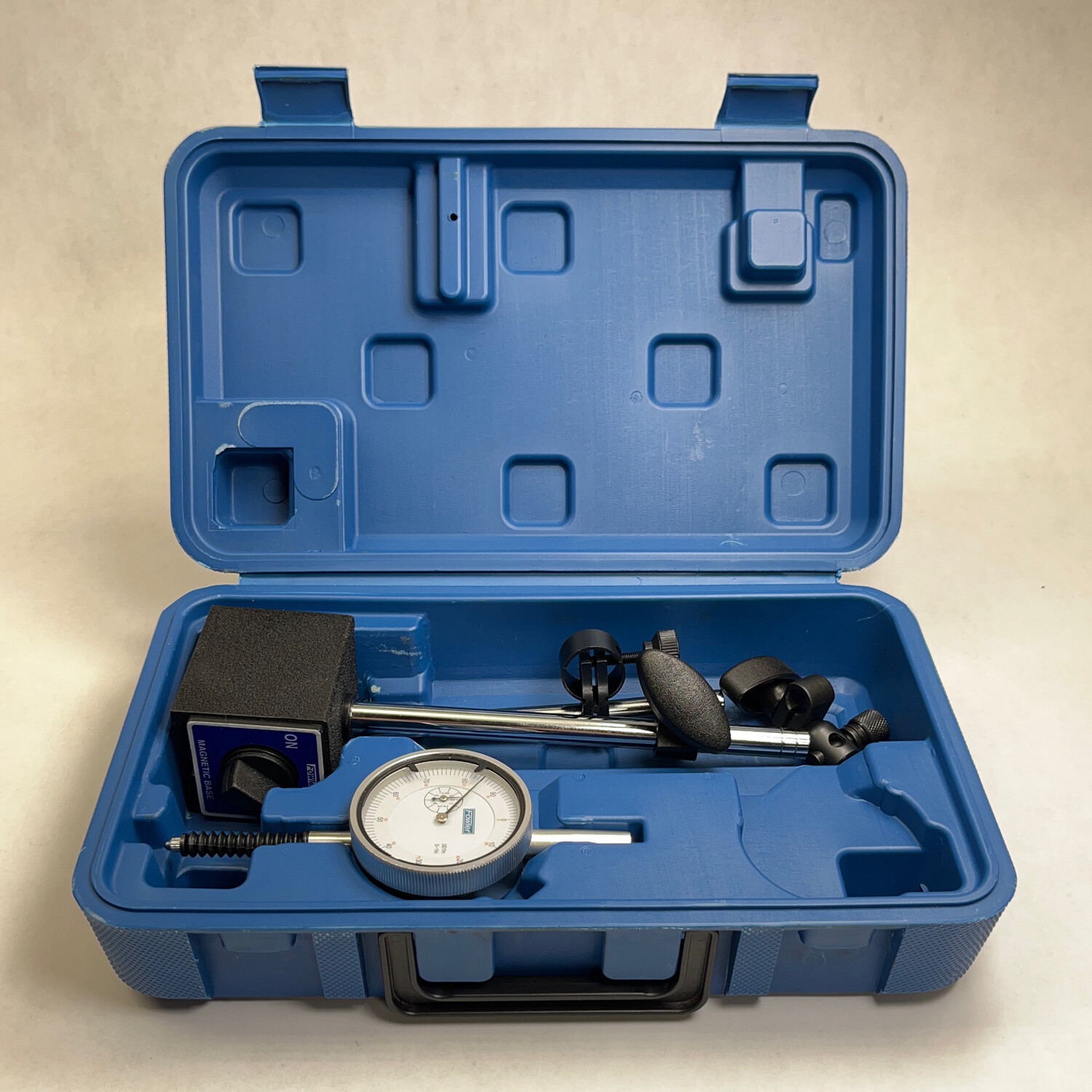 thumbnail image 2 of Fowler Magnetic Base & Black Face Dial Indicator Set With Fine Adjustment (72-520-199) 2 of 4