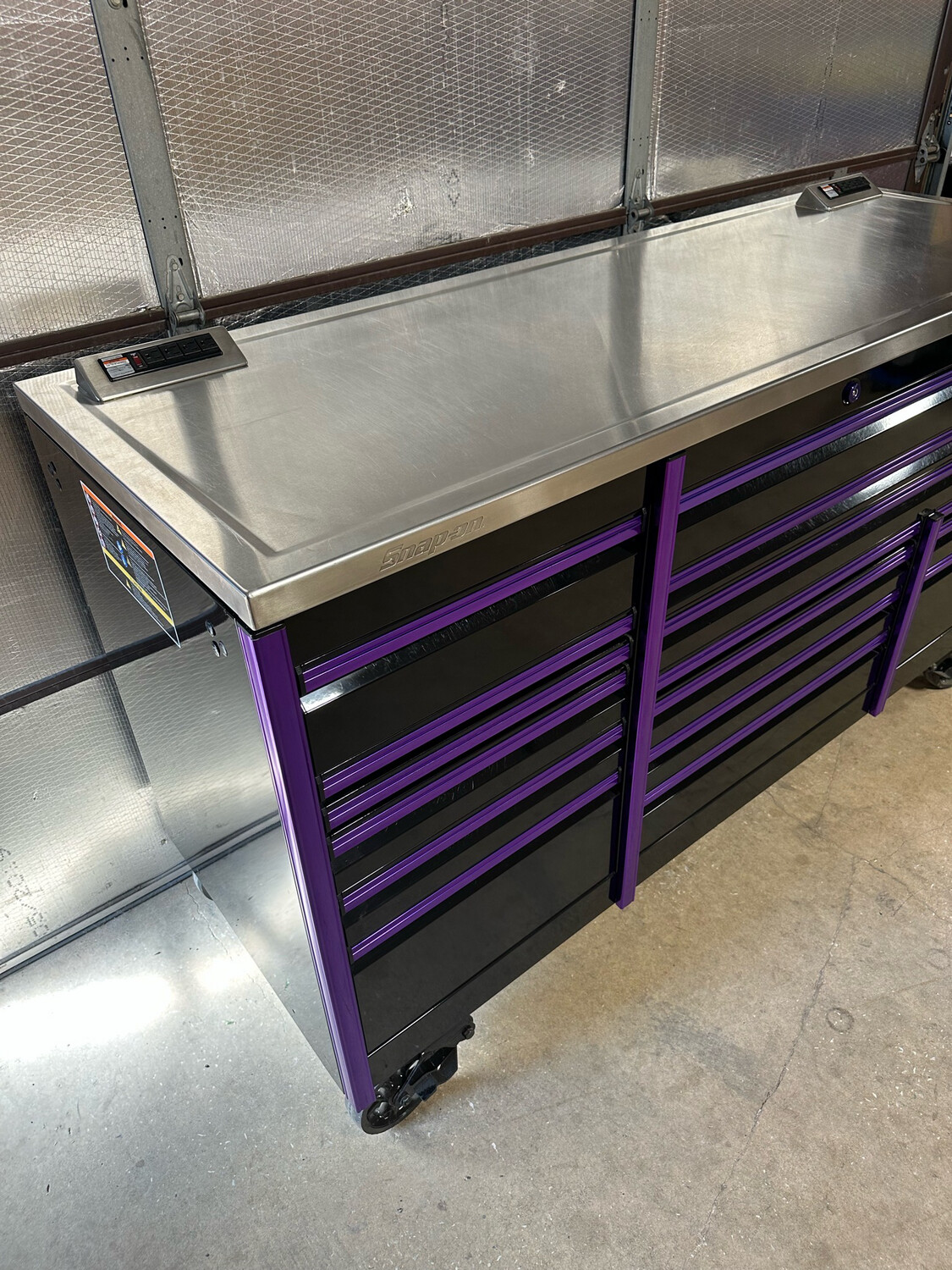 Snap On 84” Epiq w/ Power Stainless Top, KETN843C2ZBN