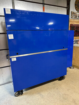 Snap On Masters Series KRL Triple Bay Tool Box W/ Hutch, Riser