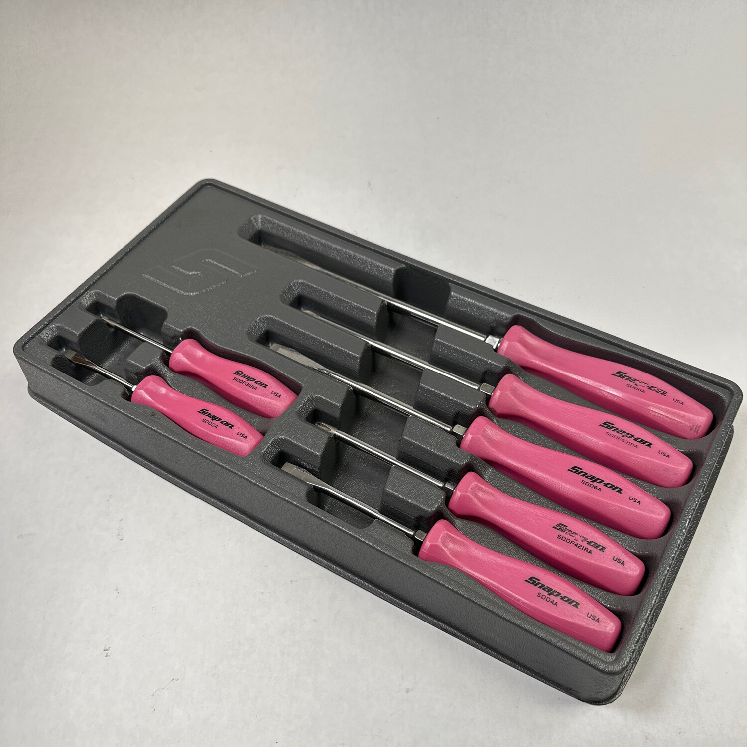Snap On 7pc Pearl Pink Hard Handle Screwdriver Set, SDDX70APP