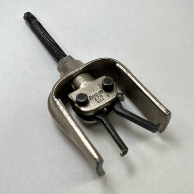 Snap On Small Bearing Puller, A78