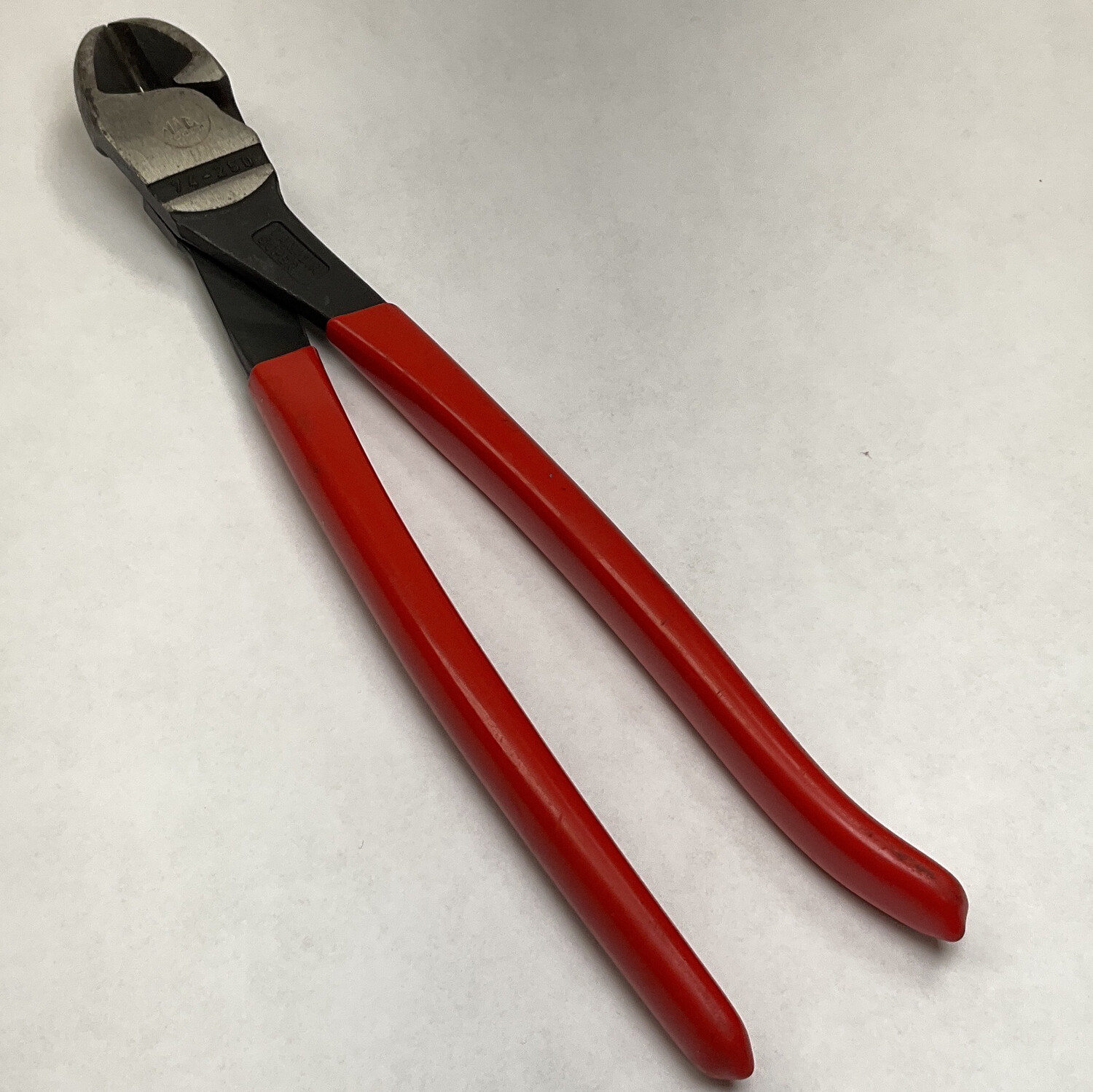Mac Tools 10" High Leverage Bent Diagonal Cutters, P210KN Shop Tool