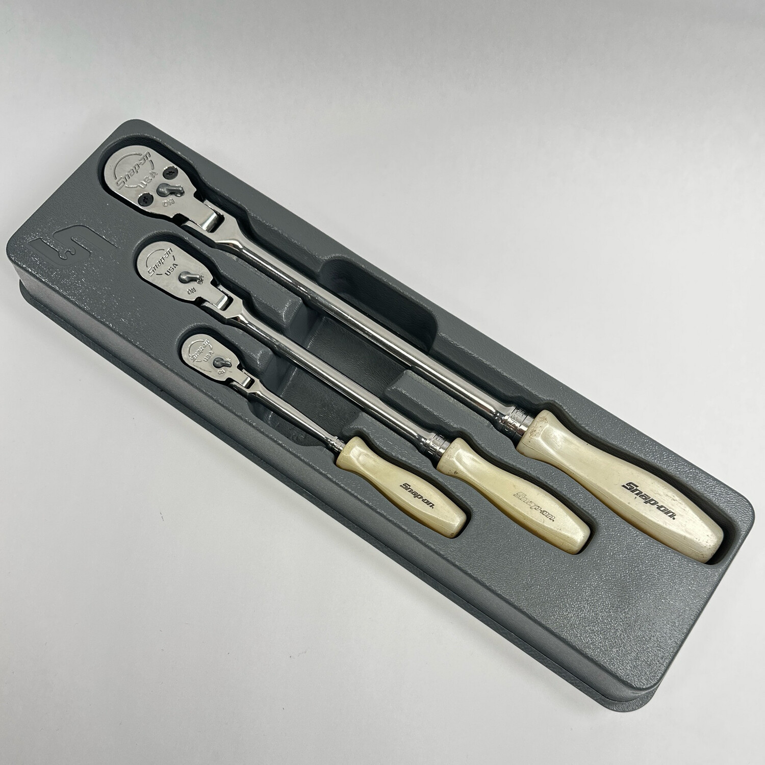 Gears Magazine - Snap-on Adds Quick-Release Mechanism to