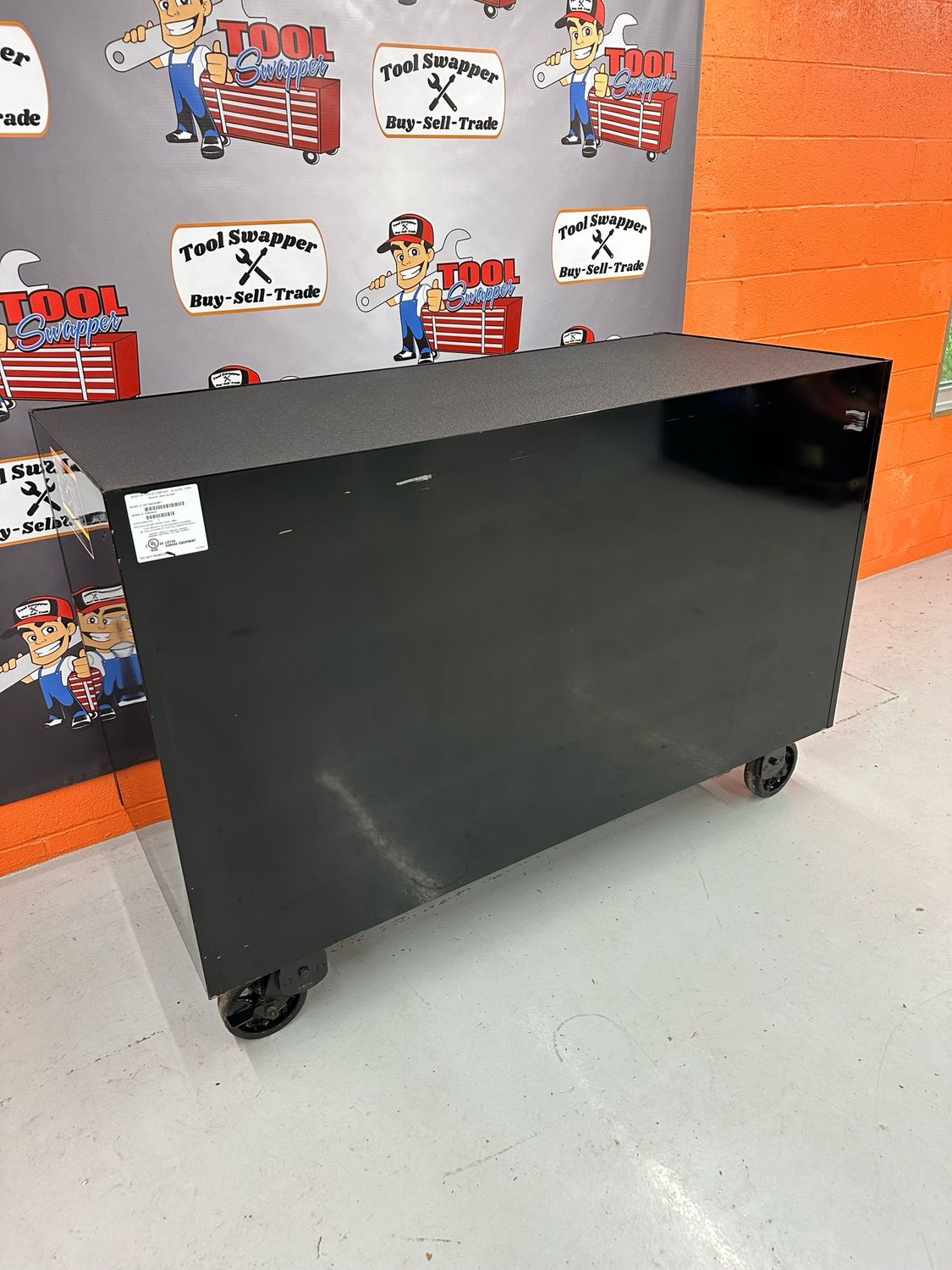 ビジョナップ　ブラック ジッピー Syzmik Hi-Vis | ZT468 | Unisex Zip Front Multi-Pocket Hoodie