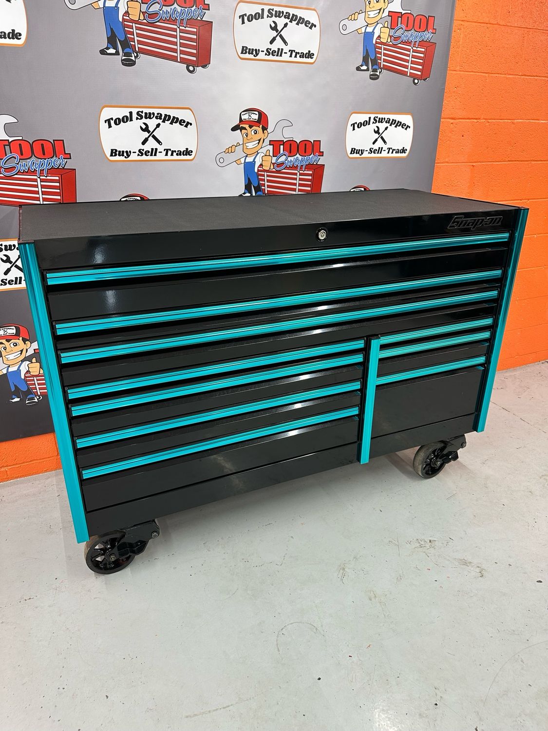 Snap On 68” Epiq Tool Box, KETN682B0ZAV