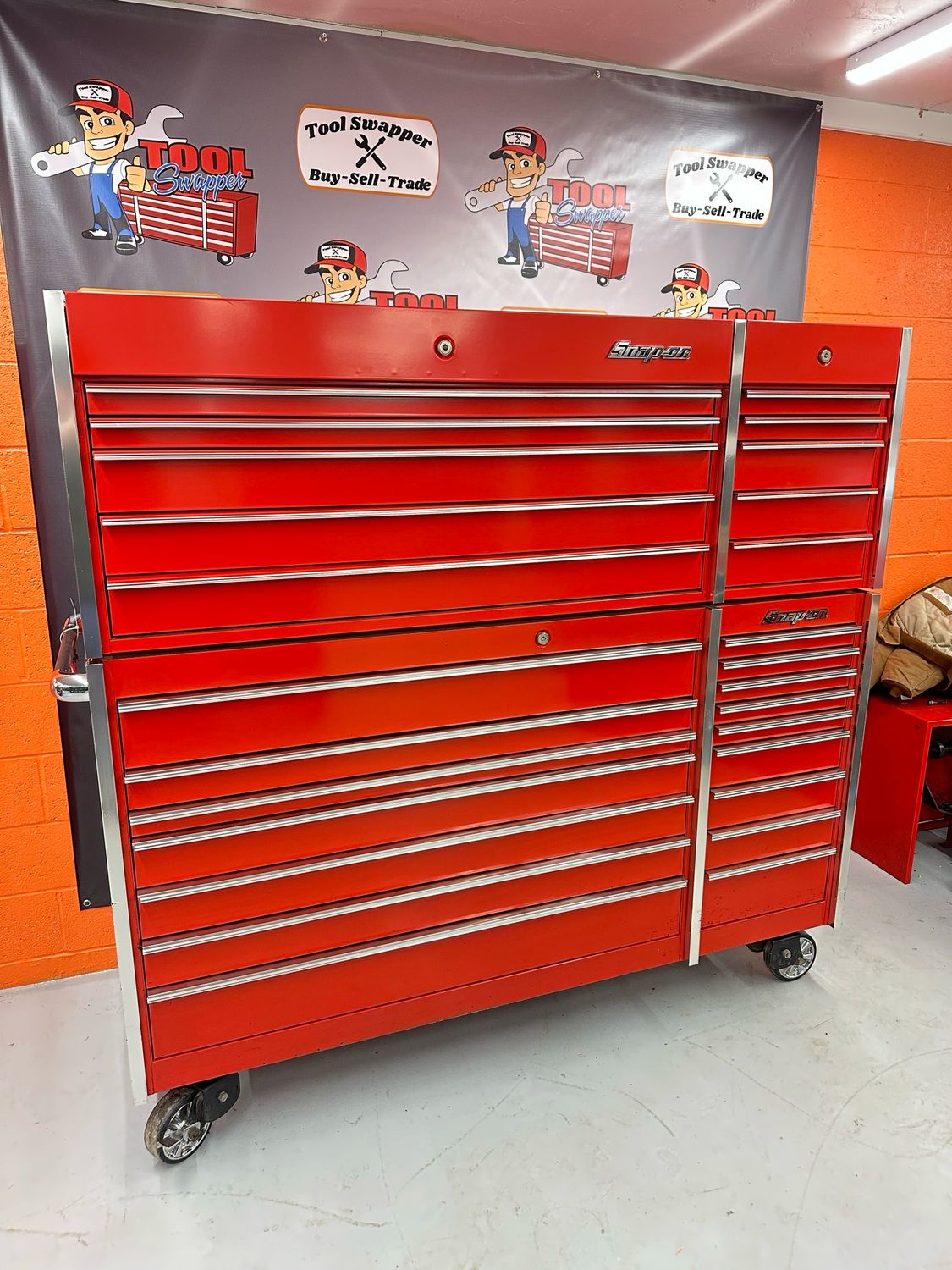 Snap On 73” Triple Bay Master Series W/ Top Chest Box