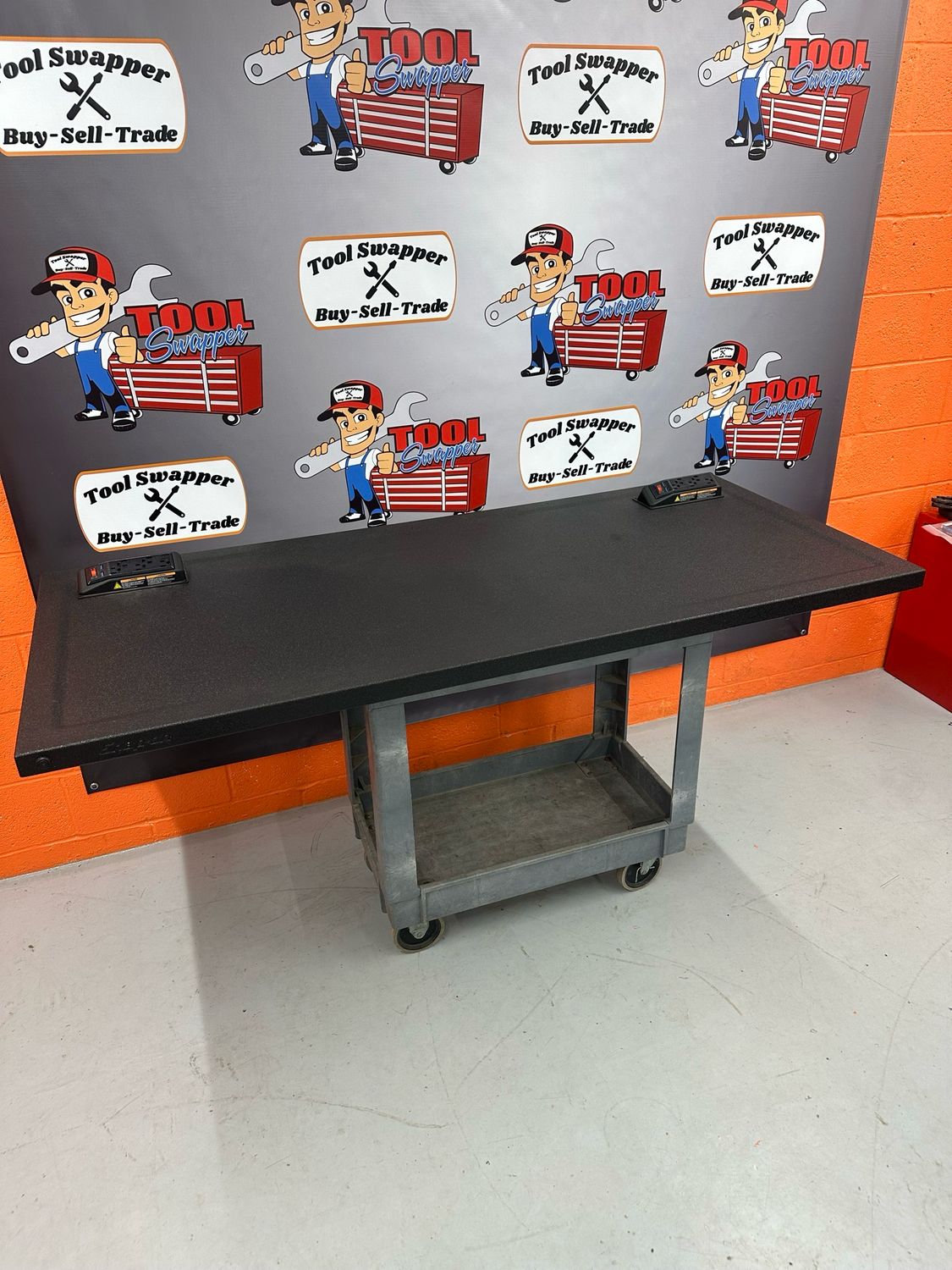 Snap On Bed Liner PowerTop™ with LED Light, 30 x 68