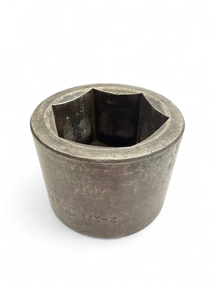 Mac Tools 1” Drive 2 1/2” Shallow Impact Socket, WI806