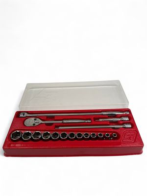 Snap On 17 pc 1/2" Drive 12-Point SAE General Service Socket Set, 317MPC