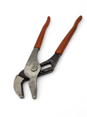 Matco Adjustable Slip-Joint Pliers, PGJ9B Matco Adjustable Slip-Joint Pliers, PGJ9B
