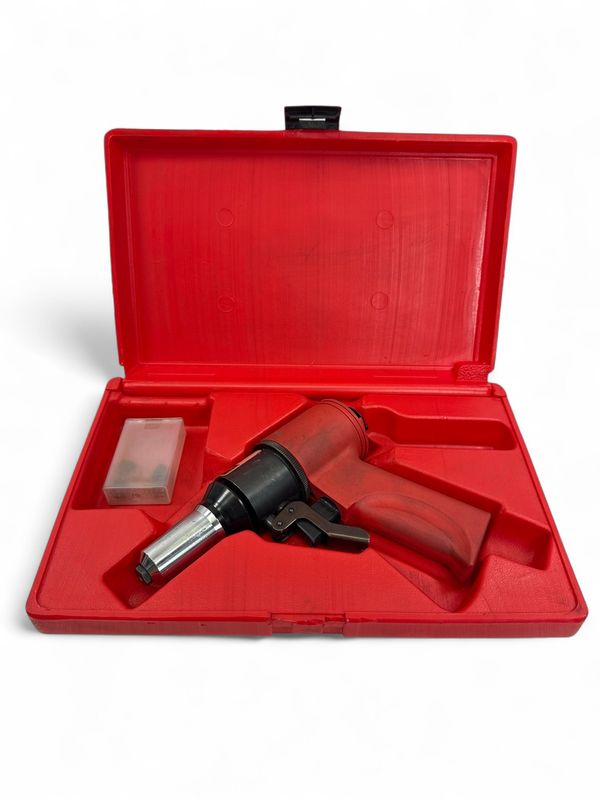 Huck Air Powered Riveter W/ 3 Nose Pieces , AK-175 Huck Air Powered Riveter W/ 3 Nose Pieces , AK-175