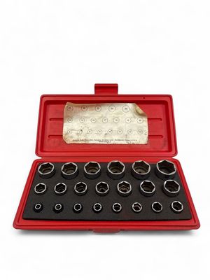 Snap On 21pc 3/8" Drive 6-Point Metric Flank Drive® Shallow Socket (6-26MM), PAK620400