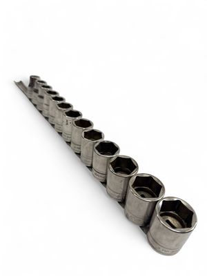 Snap On 13 Pc. 1/2" Drive 6-Point Metric Flank Drive Shallow Socket Set (12-24 mm) 313TWMYA