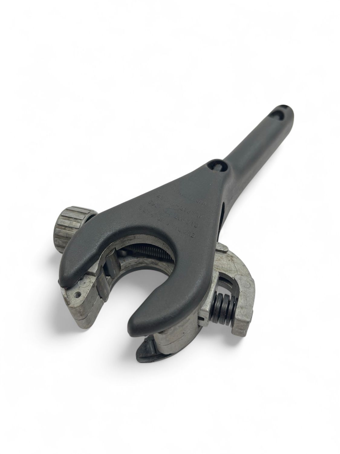 Snap On Ratcheting Tubing Cutter, TC25A