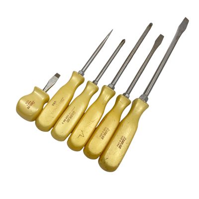 Snap On 6 Pc. Pearl White Hard Handle Screwdriver Set