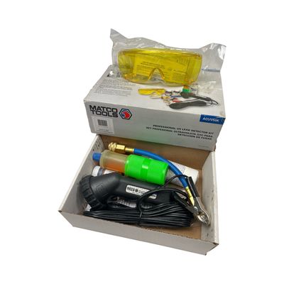 Matco Tools Professional UV Leak Detector Kit, ACUV50K Matco Tools Professional UV Leak Detector Kit, ACUV50K