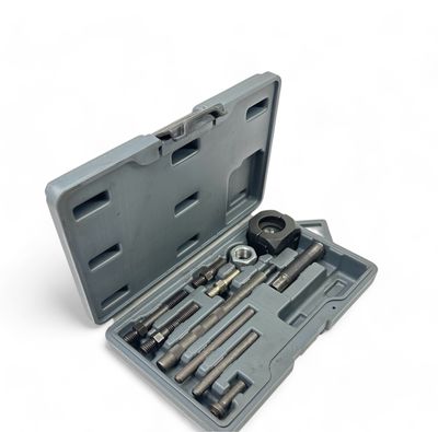 Napa Carlyle No Slip Pulley Puller/Insaller, 39000